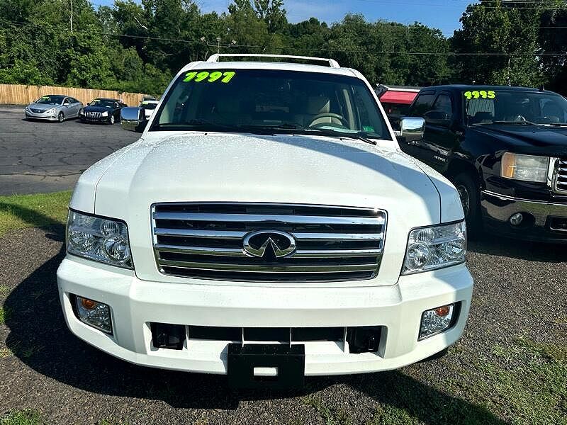 Infiniti QX56