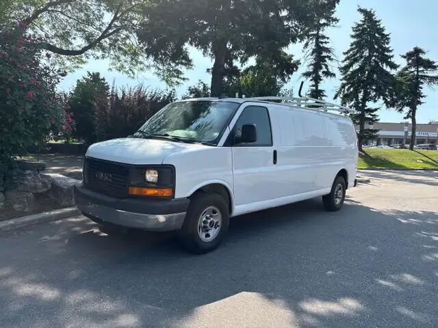 GMC Savana