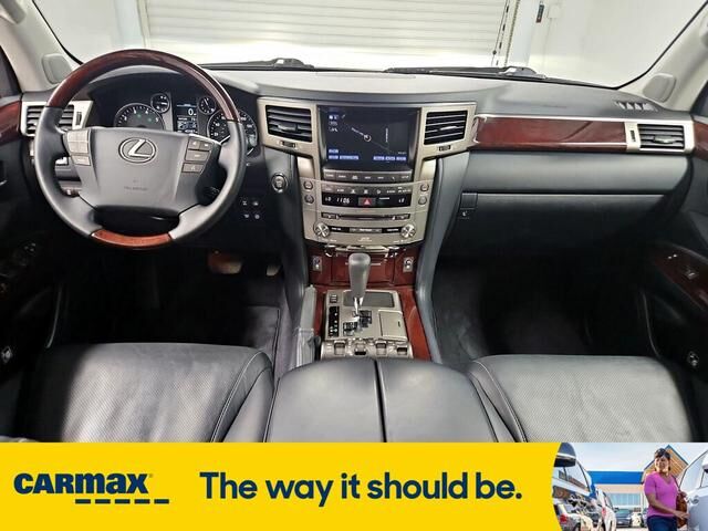 Lexus LX