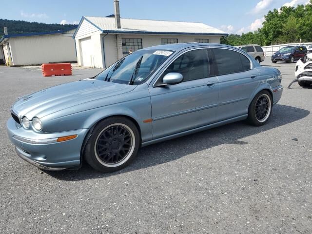 Jaguar X-Type