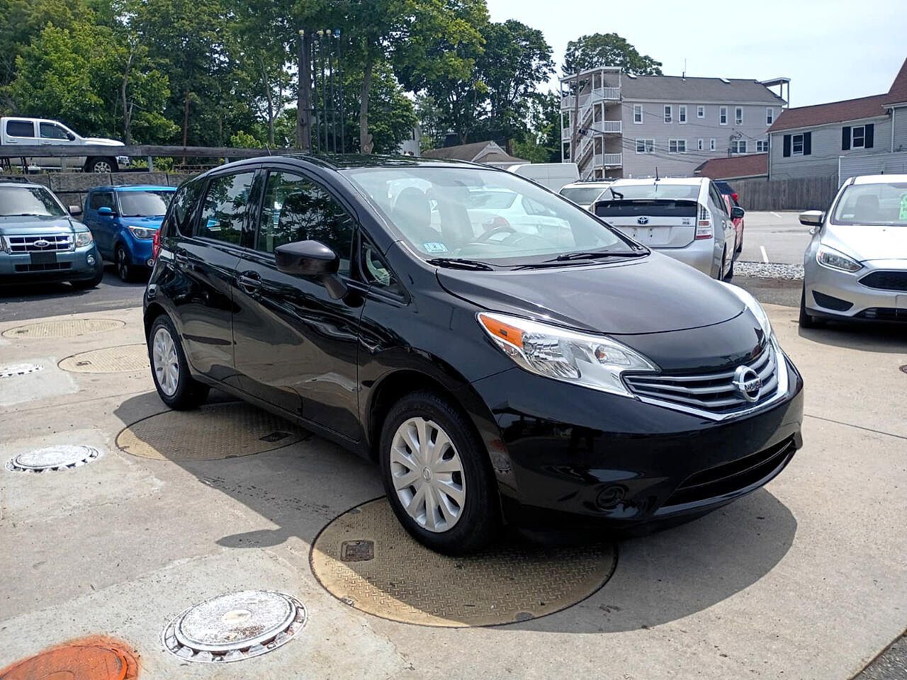 2016 NISSAN Versa