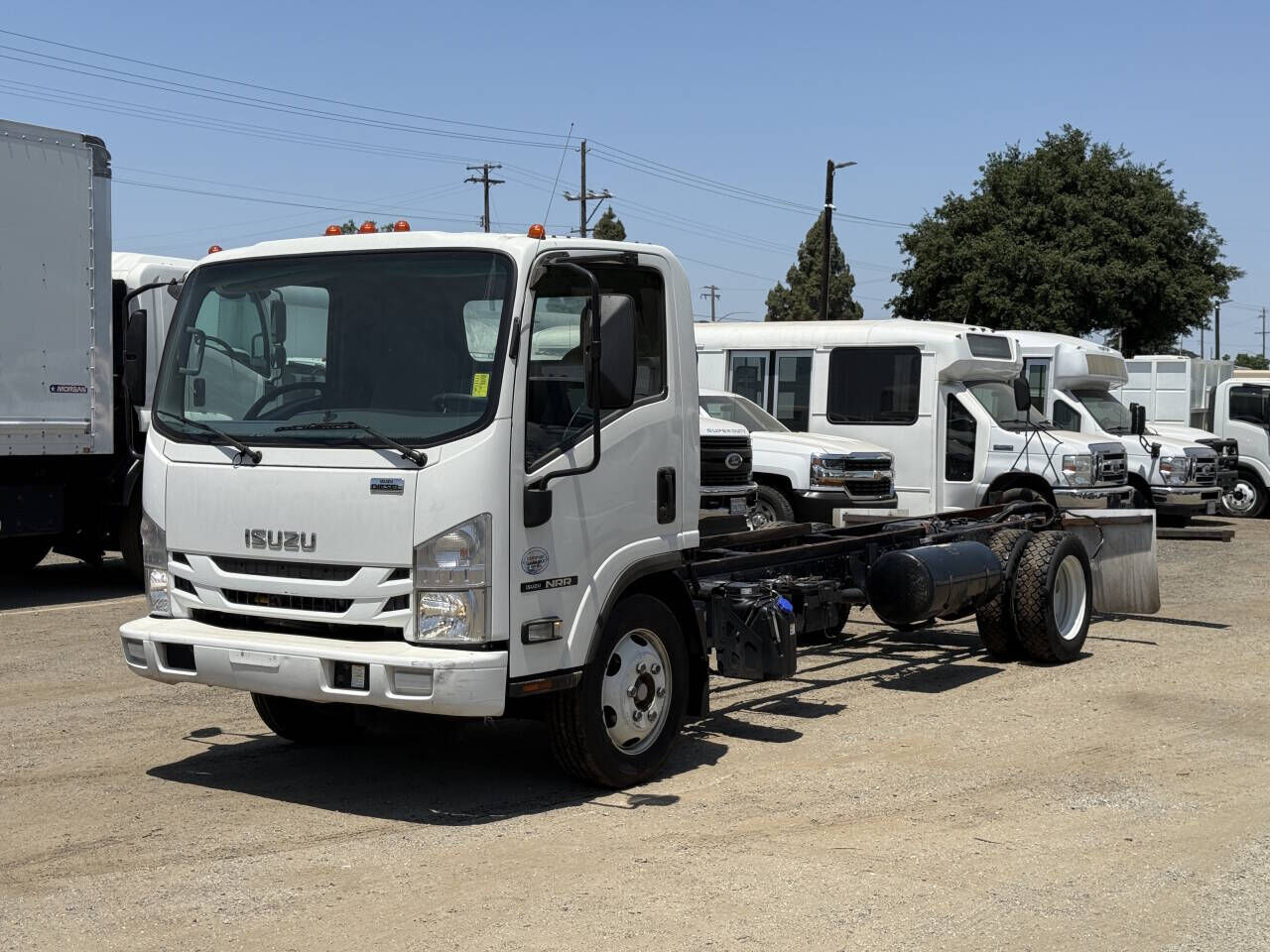 2017 ISUZU NQR/NRR