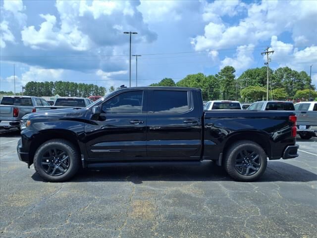 2024 CHEVROLET Silverado