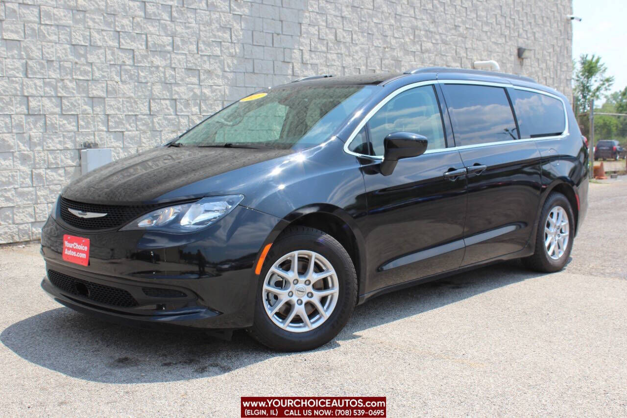 2021 CHRYSLER Voyager