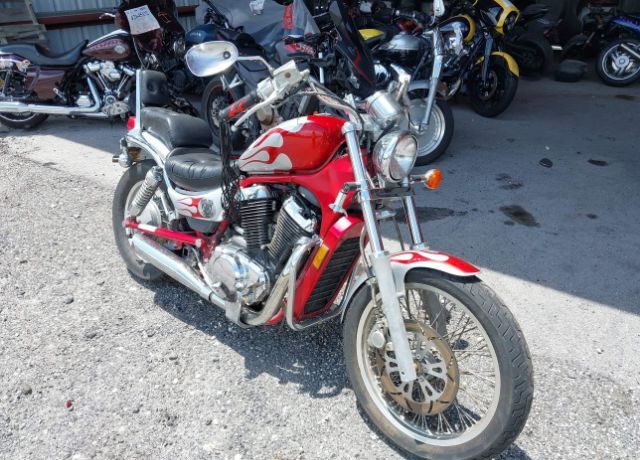 Suzuki VS800