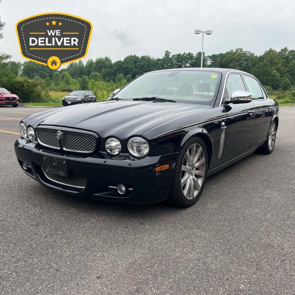 Jaguar XJ