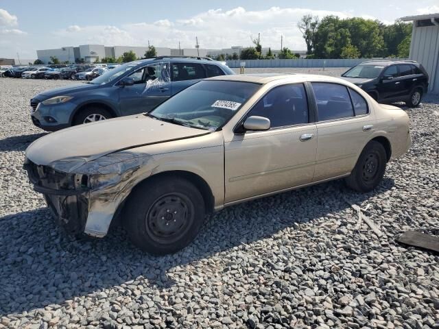 Nissan Maxima