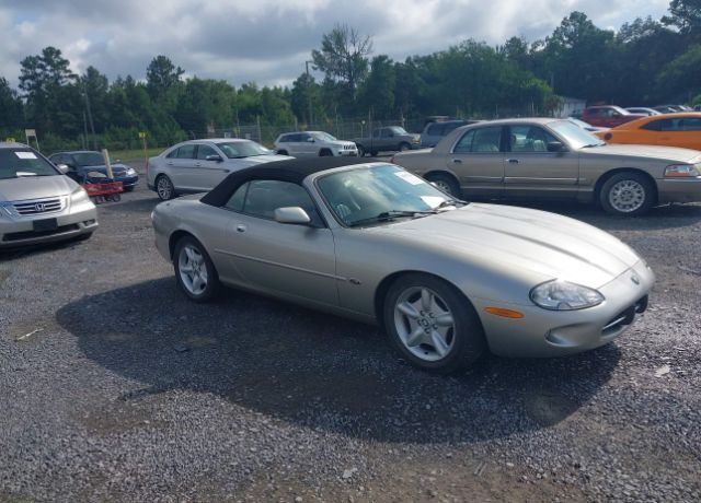 Jaguar XK8