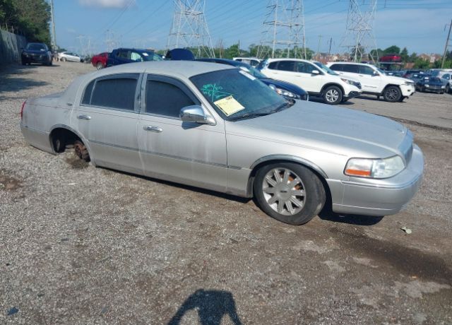 Lincoln Town Car