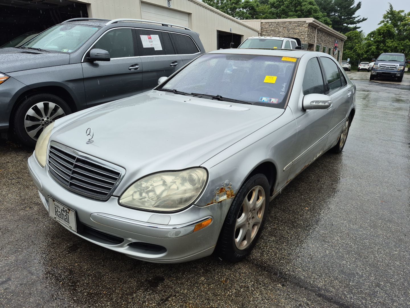 Mercedes-Benz S-Class