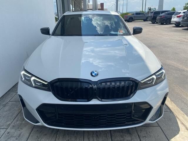2025 BMW 330i