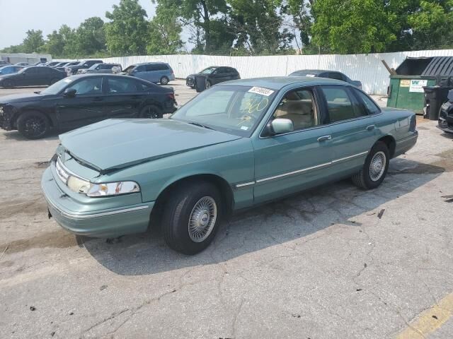 Ford Crown Victoria