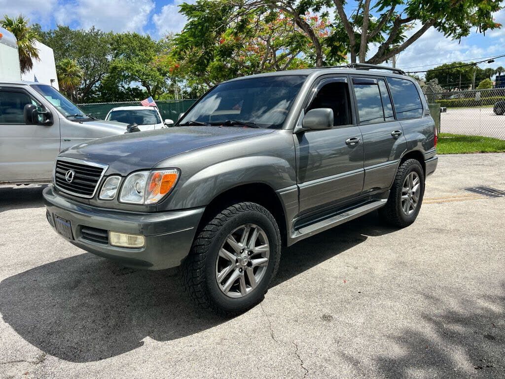 Lexus LX