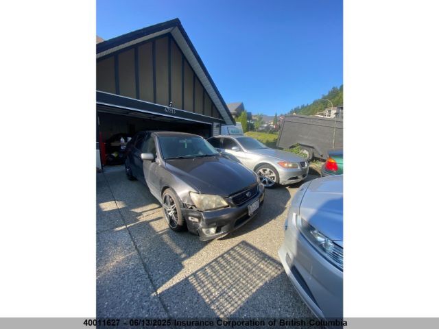 Lexus IS