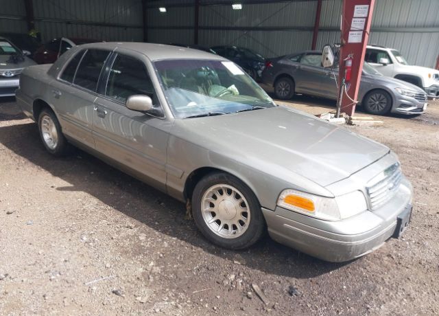 Ford Crown Victoria