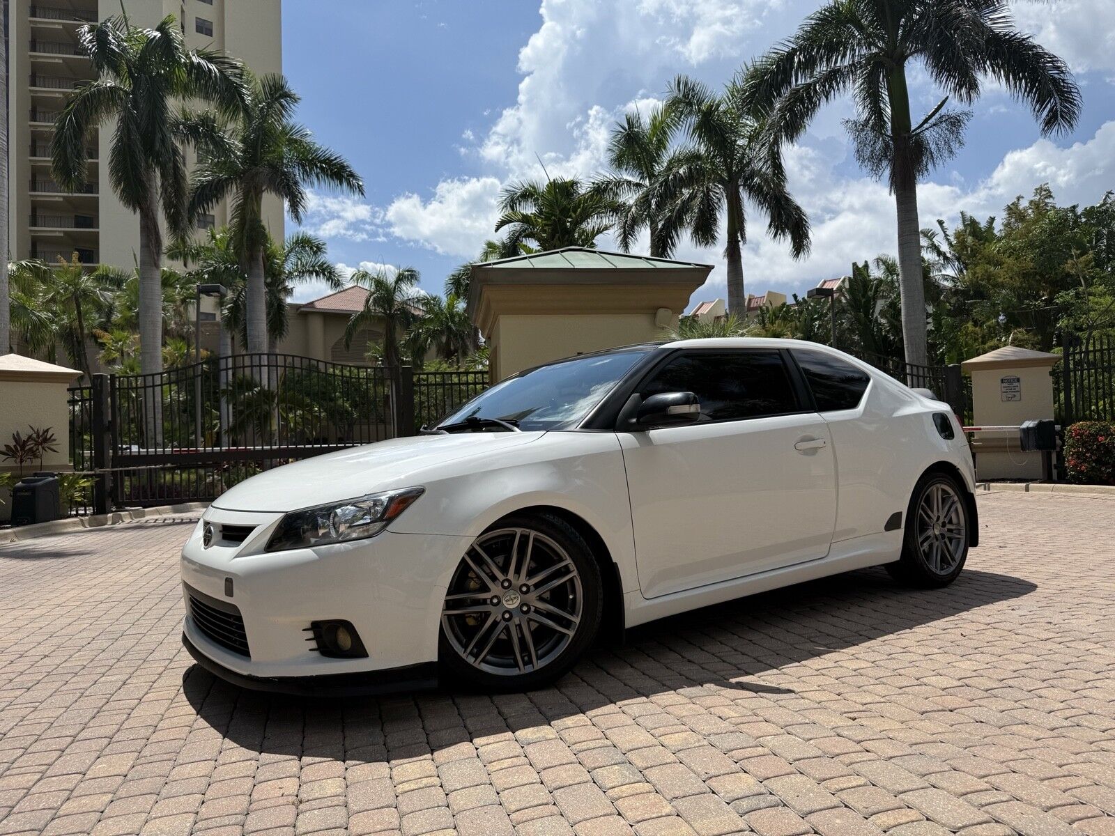 Toyota SCION tC