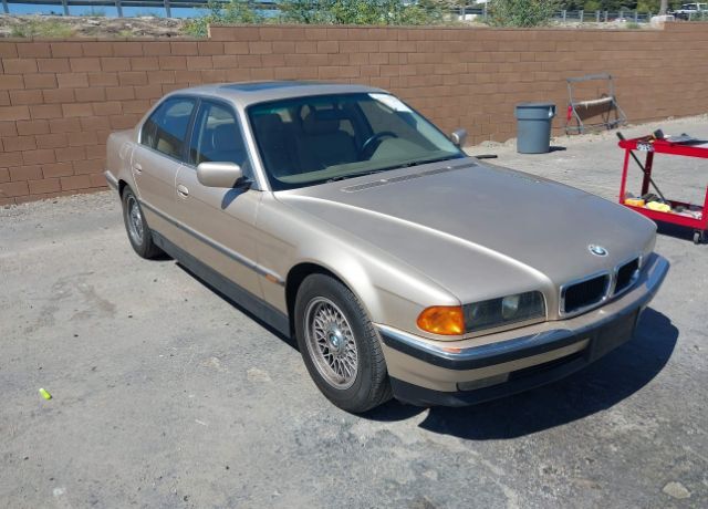 BMW 740i