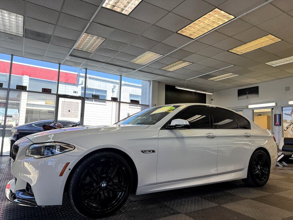 BMW 550i