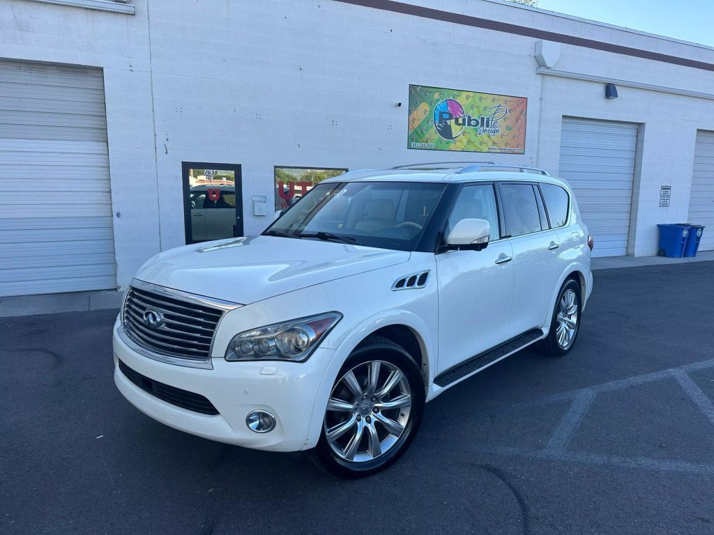 Infiniti QX56