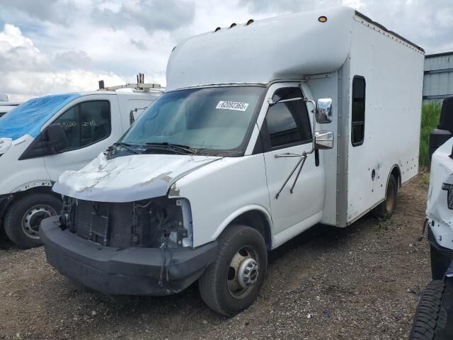 GMC Savana
