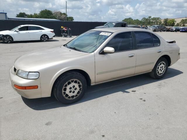 Nissan Maxima