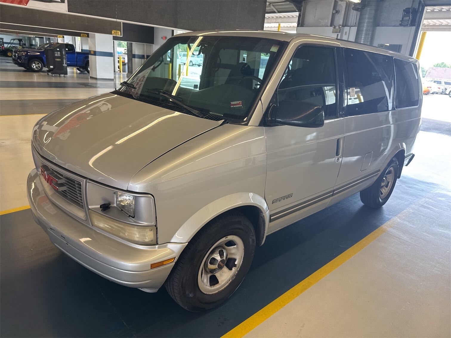 GMC Safari