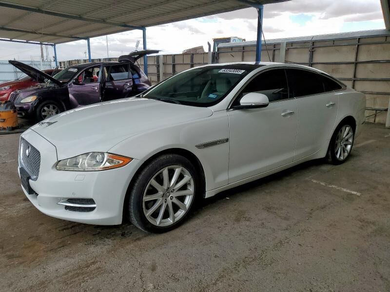 2011 JAGUAR XJ