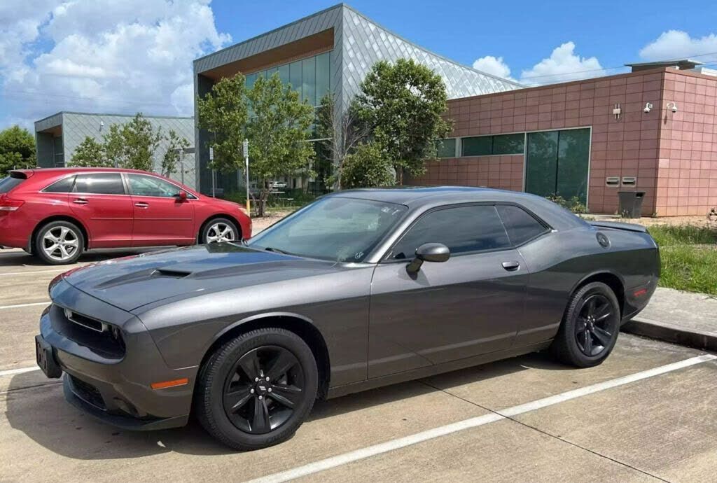 2019 DODGE Challenger