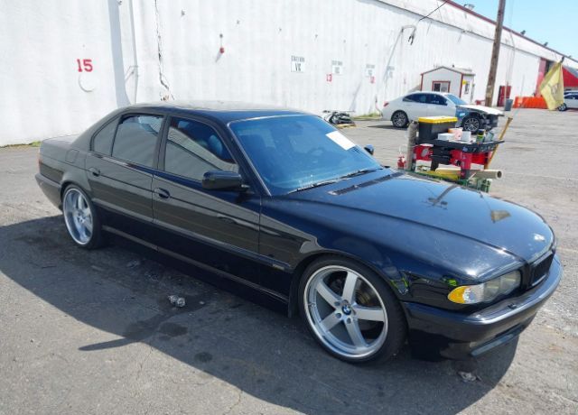 BMW 740i