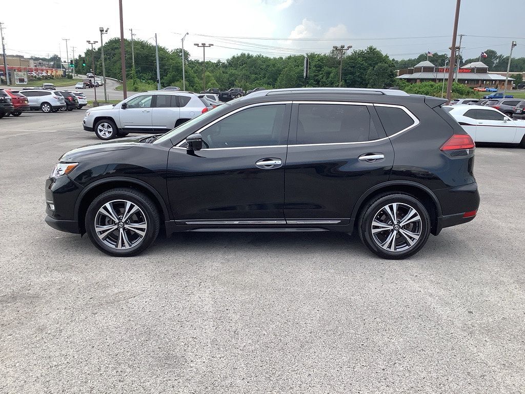 2017 NISSAN Rogue
