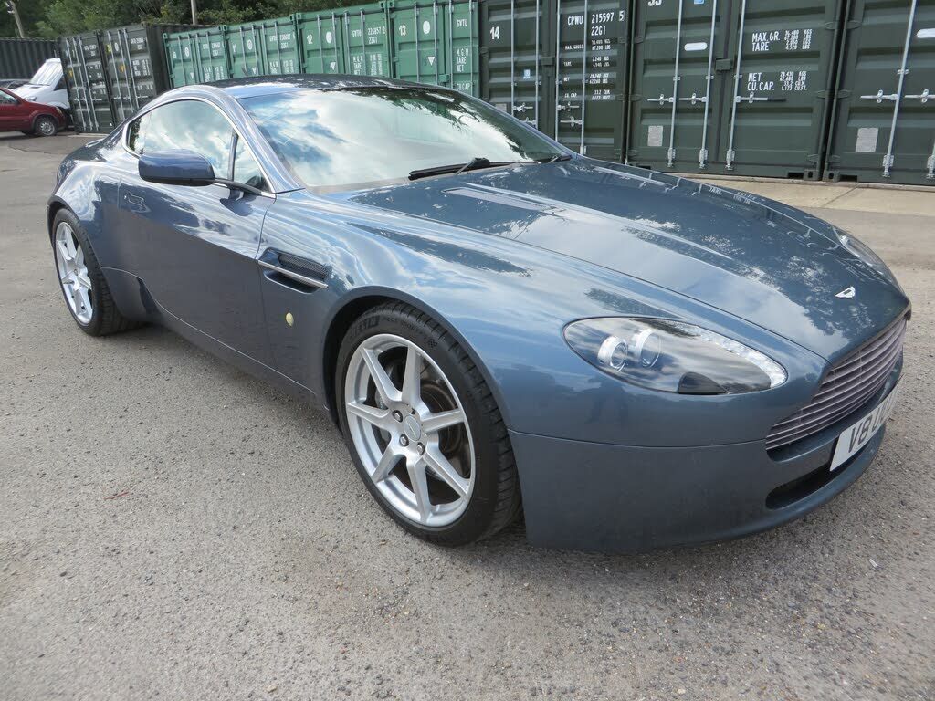 Aston Martin V8 Vantage