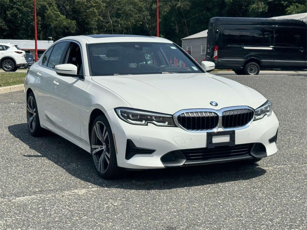 2021 BMW 330i