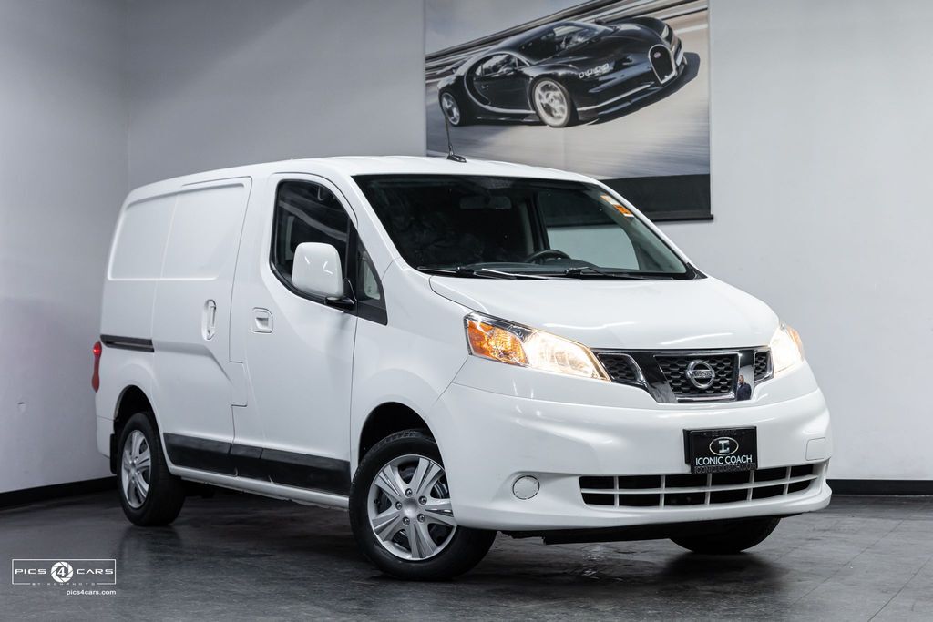 Nissan NV200