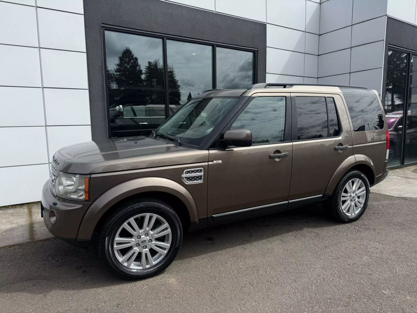 Land Rover LR4
