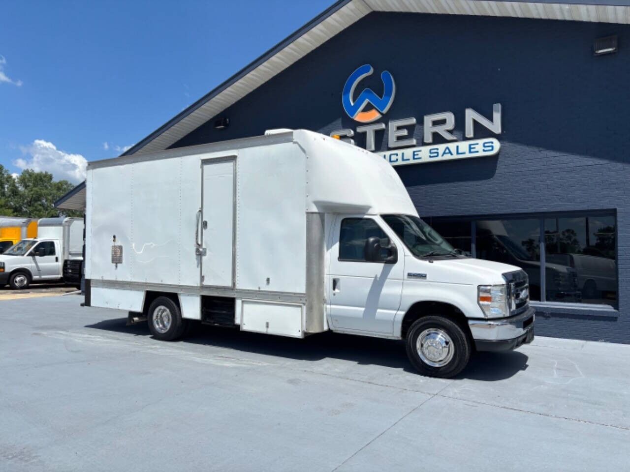 Ford E-450