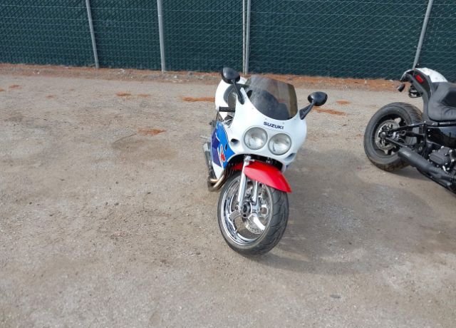 Suzuki GSX-R750