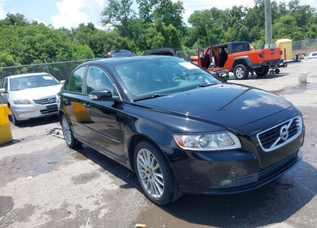 Volvo S40