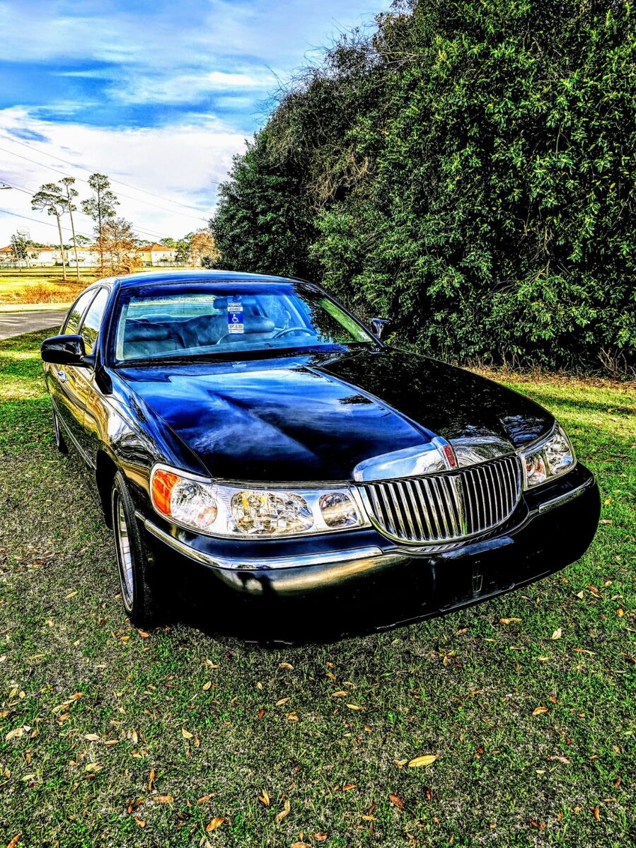 Lincoln Town Car
