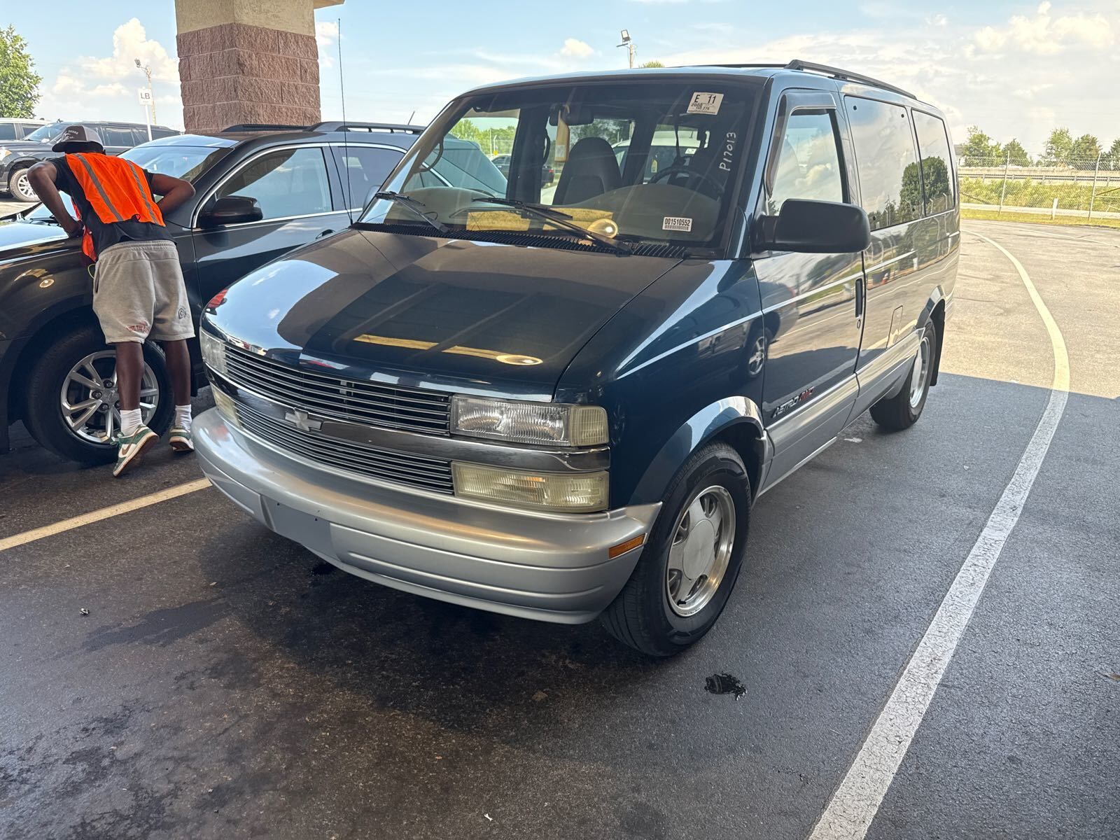 Chevrolet Astro Van