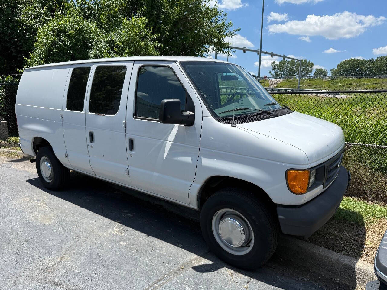 Ford E-250
