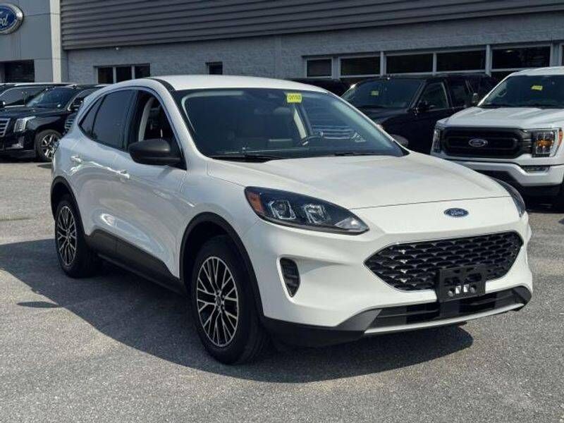 2022 FORD Escape