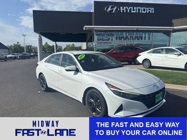 2022 HYUNDAI Elantra