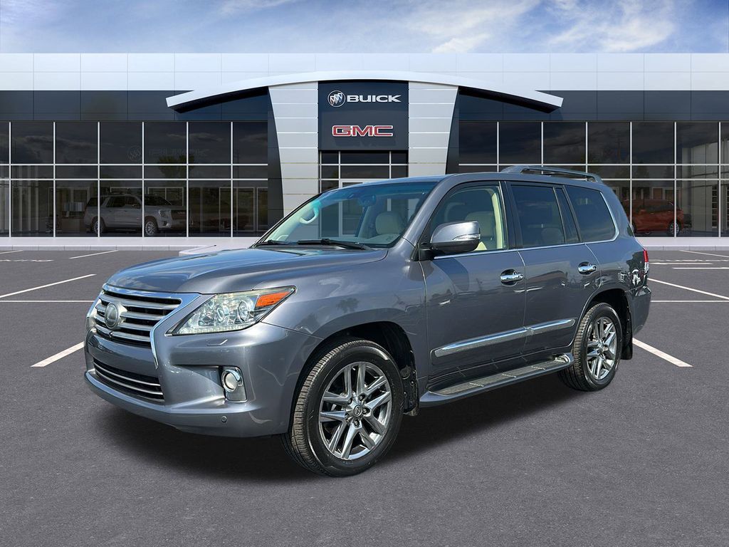 Lexus LX