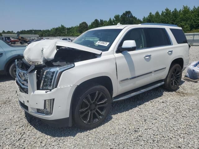 2017 CADILLAC Escalade