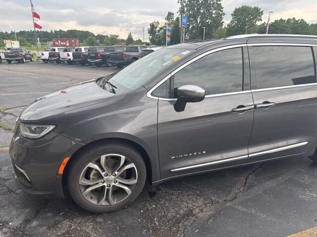 2022 CHRYSLER Pacifica