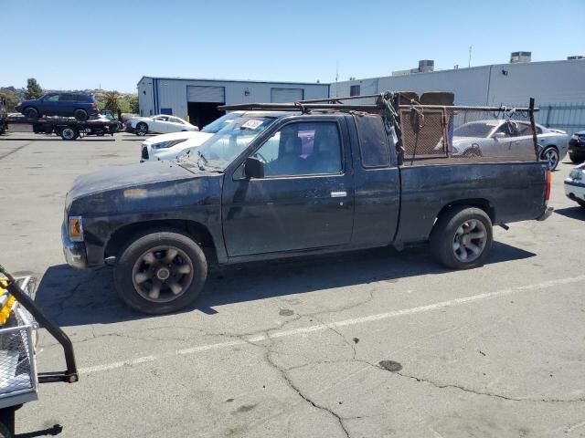 Nissan Pickup