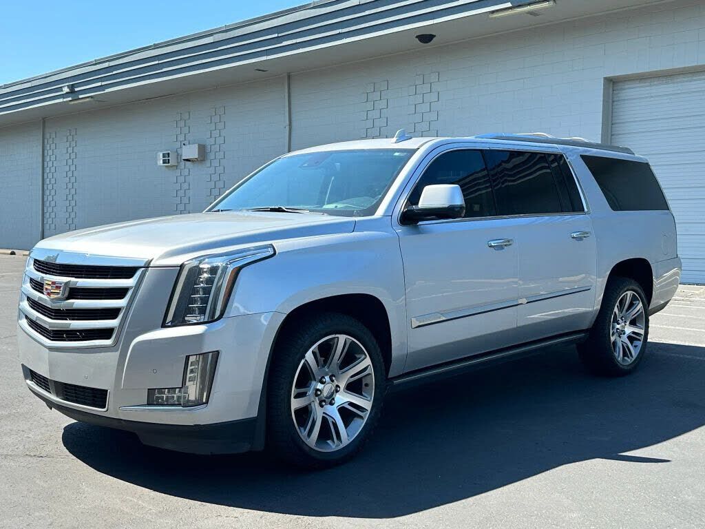 2016 CADILLAC Escalade