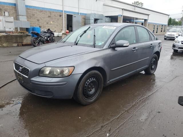 Volvo S40