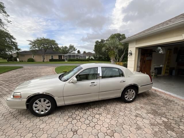 Lincoln Town Car