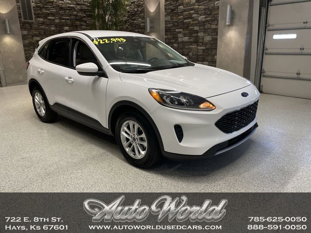 2021 FORD Escape